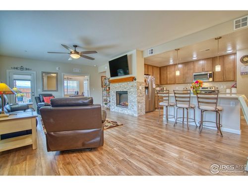 19d-2417 Calais Dr, Longmont, CO, 80504-1750 | Card Image