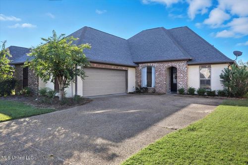 306 Siltstone Rdg, Brandon, MS, 39047-6377 | Card Image