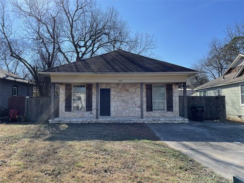 1414 W Sears St, Denison, TX, 75020-3422 | Card Image