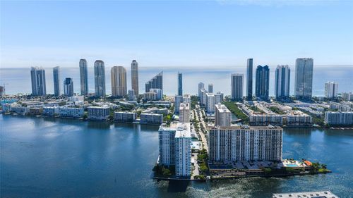 1216-301 174th St, Sunny Isles Beach, FL, 33160-3206 | Card Image