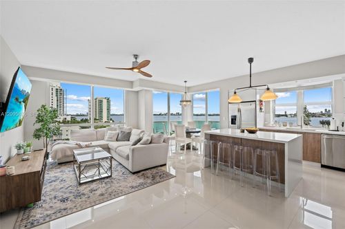 706b-7910 Harbor Island Dr, North Bay Village, FL, 33141-3387 | Card Image