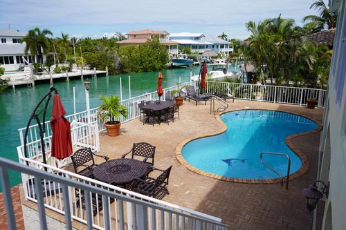 316 E Seaview Dr, Duck Key, FL, 33050-3820 | Card Image