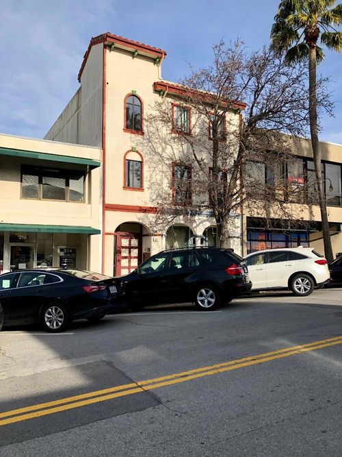 apt-1-210 Broadway, Millbrae, CA, 94030-2568 | Card Image