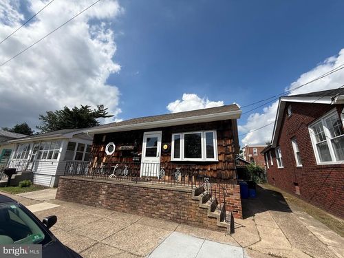 827 Bergen St, GLOUCESTER CITY, NJ, 08030-1542 | Card Image