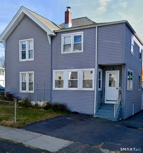 69 Smith St, New Britain, CT, 06053-4022 | Card Image