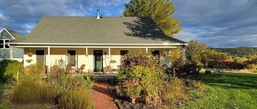 14 Brewer Hill Rd, Great Barrington, MA, 01230 | Card Image