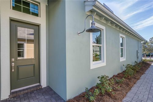 8898 Calypso Ct, Naples, FL, 34112-7626 | Card Image