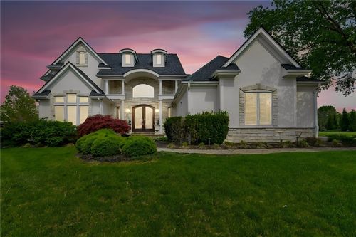 158 Signature Dr, Xenia, OH, 45385-8904 | Card Image