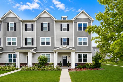 4437-4437 Chelsea Manor Cir, Aurora, IL, 60504-3293 | Card Image
