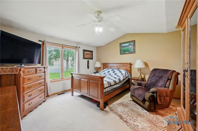 2310 Villa W, Condo with 2 bedrooms, 2 bathrooms and 2 parking in Findlay OH | Image 21