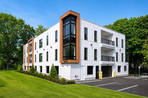 302-2059 Lafayette Road, Portsmouth, NH, 03801 | Card Image