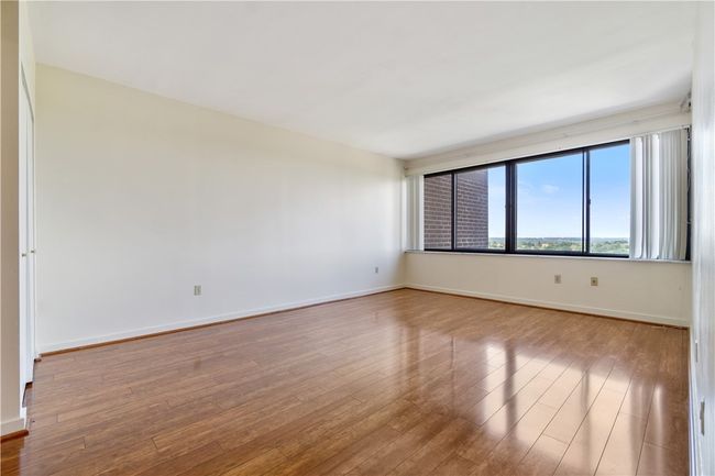 APT-1207 - 750 Washington Rd, Condo with 2 bedrooms, 2 bathrooms and 1 parking in Mt. Lebanon PA | Image 24