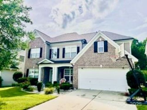 9792 Ravenscroft Ln Nw, Concord, NC, 28027-3591 | Card Image