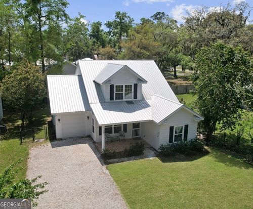 1107 Wayne St, Darien, GA, 31305-9826 | Card Image