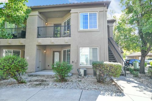 unit-2523-4200 E Commerce Way, Sacramento, CA, 95834-9663 | Card Image
