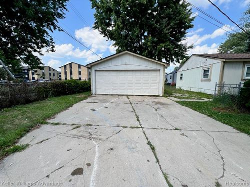 31 N Highland St, Mount Clemens, MI, 48043-1537 | Card Image