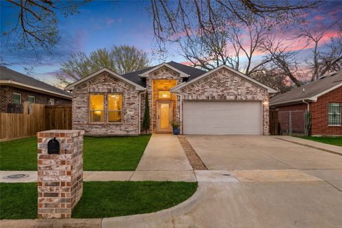 3826 Aransas St, Dallas, TX, 75212-1307 | Card Image