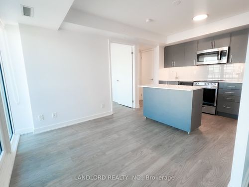 322-38 Monte Kwinter Crt, North York, ON, M3H0E2 | Card Image