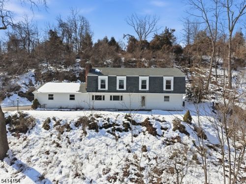 67 Hook Mountain Rd, Montville, NJ, 07045-9619 | Card Image