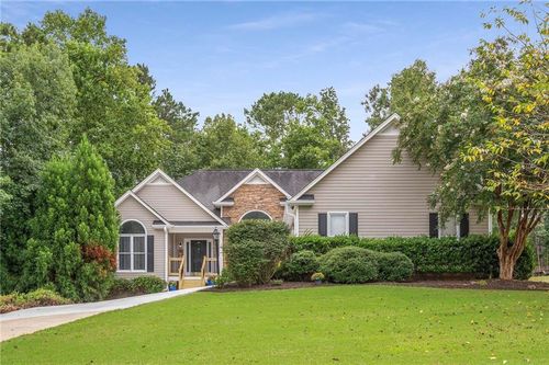 462 Whitby Dr, Douglasville, GA, 30134-7373 | Card Image
