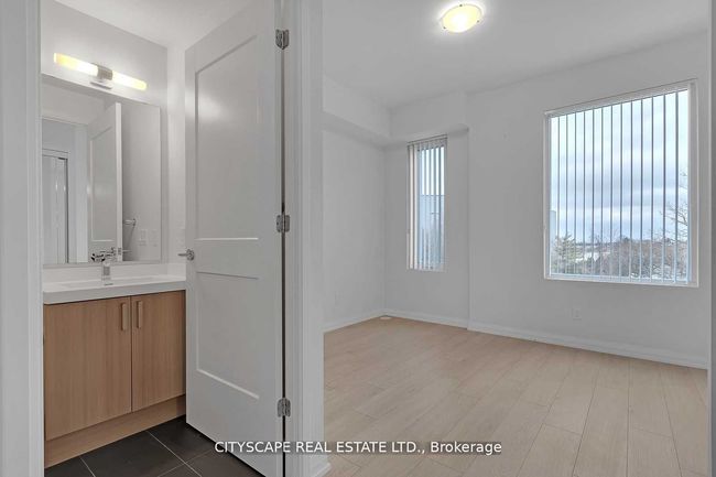 TH-27 - 1030 Portage Pky, Condo with 4 bedrooms, 2 bathrooms and 1 parking in Vaughan ON | Image 9