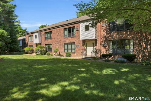 4-4 Wellington Dr, Farmington, CT, 06032-3201 | Card Image