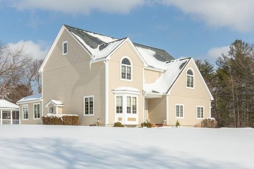 84 Tellier Way, Dracut, MA, 01826 | Card Image