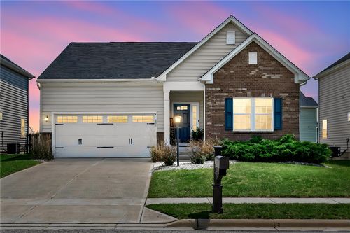 224 Regatta Park Dr, Fairborn, OH, 45324-2649 | Card Image