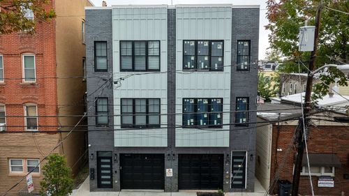 40 Wright Ave, Jersey City, NJ, 07306-6418 | Card Image