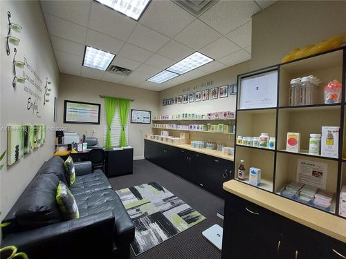 ste-104-1000 N Hiatus Rd, Pembroke Pines, FL, 33026-3012 | Card Image