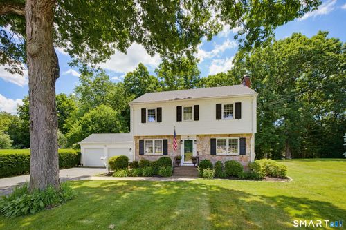 224 Spring St, Manchester, CT, 06040-6665 | Card Image