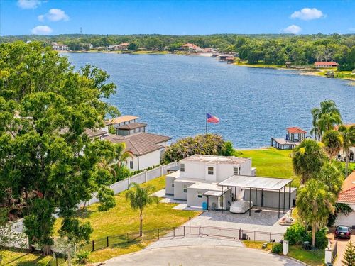 12002 Waterside Ct, Tampa, FL, 33612-5068 | Card Image