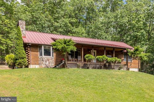 92 Penny Ln, Franklin, WV, 26807-9200 | Card Image