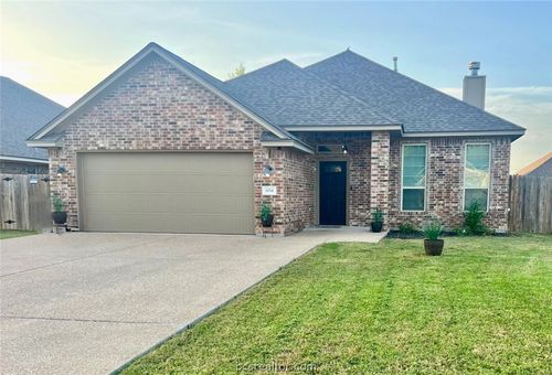 1014 Dove Run Trl, College Station, TX, 77845-8688 | Card Image