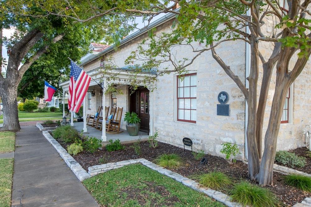 San Antonio St, Fredericksburg, TX 78624