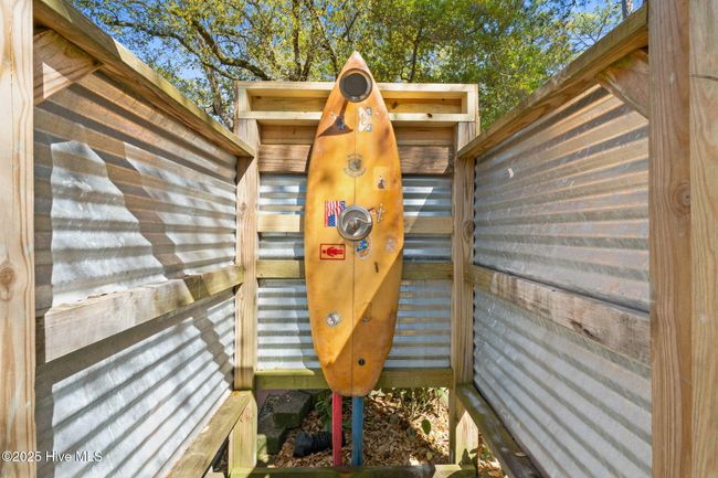 306 Ne 55 Th St, House other with 3 bedrooms, 1 bathrooms and null parking in Oak Island NC | Image 28