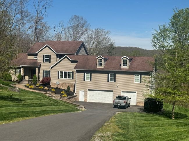 340 Royal Oaks Dr, House other with 6 bedrooms, 6 bathrooms and 47 parking in Daniels WV | Image 57