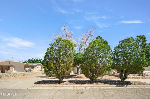 5721 Corsicana Ave, El Paso, TX, 79924-1312 | Card Image