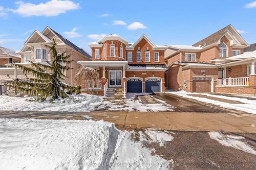 170 W Lawn Cres, Stouffville, ON, L4A0B4 | Card Image