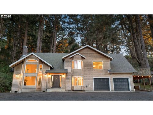 131 Arbor Ln, Cannon Beach, OR, 97110-2028 | Card Image