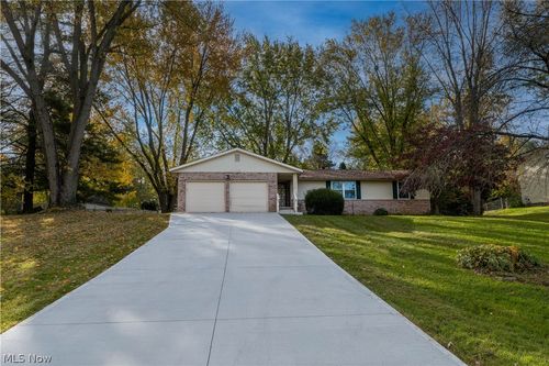 10308 Nw Radmoor Street Nw, Canal Fulton, OH, 44614 | Card Image