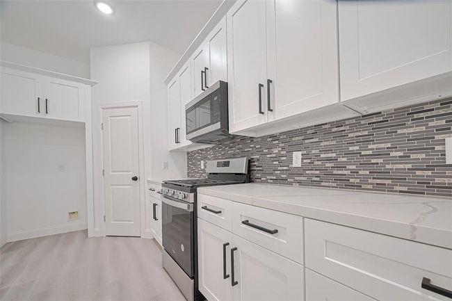 A - 4516 Galesburg St, House other with 3 bedrooms, 3 bathrooms and 1 parking in Houston TX | Image 11