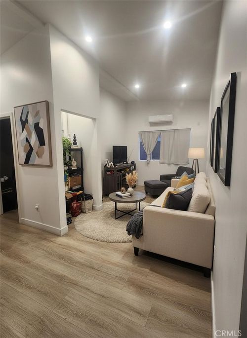 14-6836 Colmar Ave, Bell Gardens, CA, 90201-4041 | Card Image