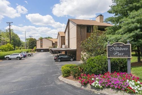 145 Hillsboro Pl, Nashville, TN, 37215-1357 | Card Image