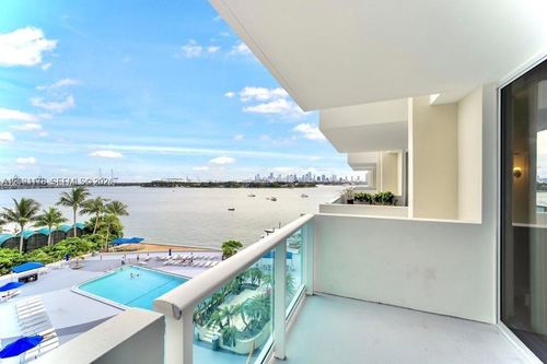 630-1200 West Ave, Miami Beach, FL, 33139-4316 | Card Image