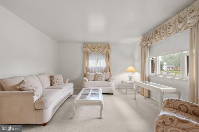 6544 Redgate Cir, House other with 3 bedrooms, 2 bathrooms and null parking in CATONSVILLE MD | Image 4