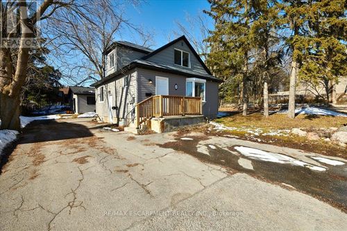 1-2-3-210 Owen St, Barrie, ON, L4M3J2 | Card Image