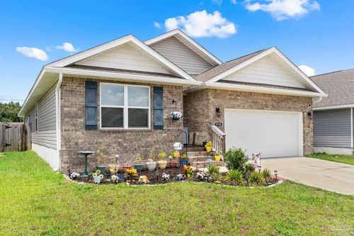 5785 Guinevere Ln, Milton, FL, 32583-5652 | Card Image