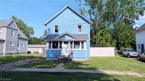 624 Buffalo St, Conneaut, OH, 44030-1714 | Card Image