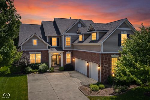 12347 Twyckenham Dr, Fishers, IN, 46037-4502 | Card Image
